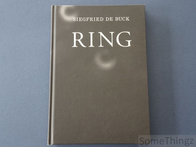 Cover van Siegfried de Buck. Ring.