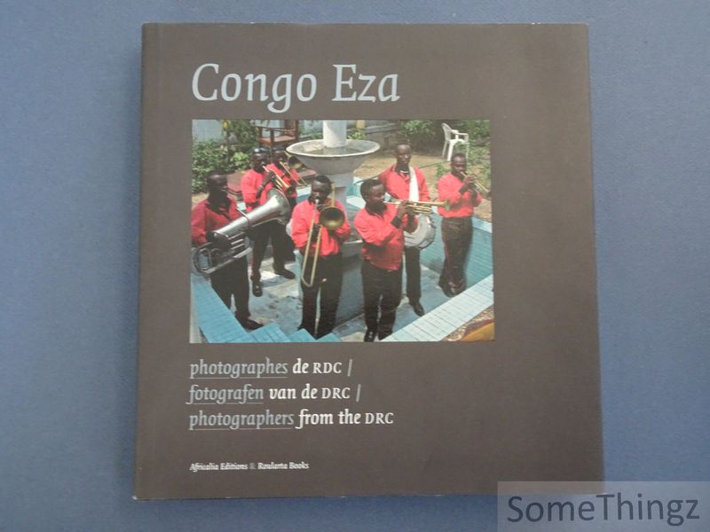 Cover van Congo Eza. Photographes de RDC / Fotografen van de DRC / Photographers from the DRC.
