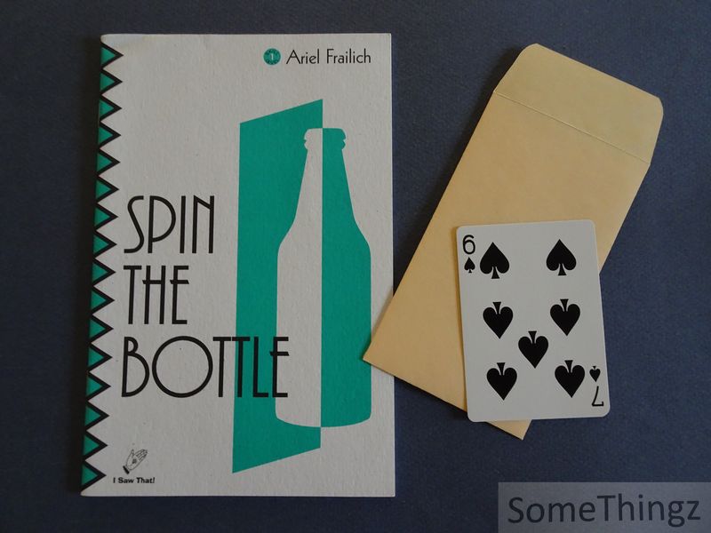 Cover van Spin the Bottle (Special playing card included!)